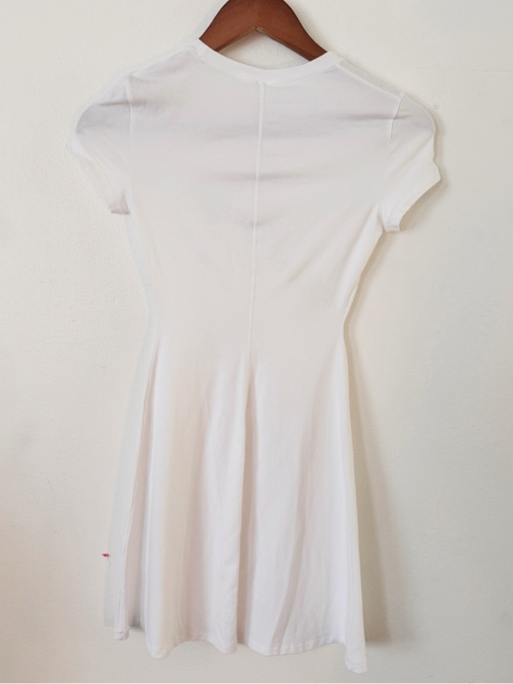 SKIMS limited edition White Mini Dress with Heart Cutout XS NWT - Picture 6 of 6